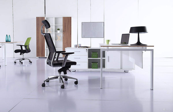 辦公家具磕碰了怎么辦？